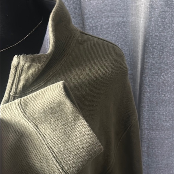 Lands' End Green Zip Up Sweater with Soft Fabric and Classic Fit - Picture 4 of 5